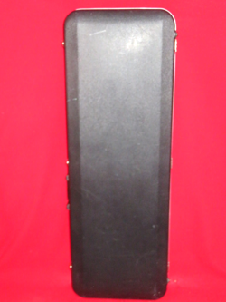 SKB BLACK STRATOCASTER OR TELECASTER HARDSHELL CASE