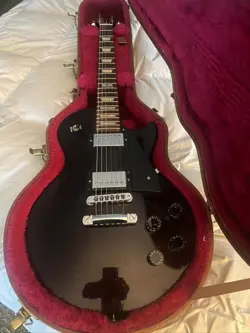 2014 LES PAUL STUDIO EXCELLENT SHAPE W/CASE