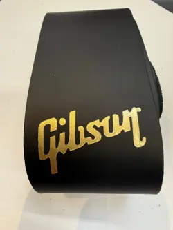 LEATHER GUITAR STRAP