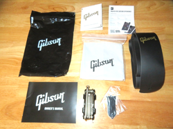 GIBSON 2023 USA MANUAL WRENCHES STRAP & CLOTH CASE CANDY PAPERWORK