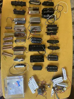 LOT OF GUITAR PICKUPS PARTS - UNTESTED