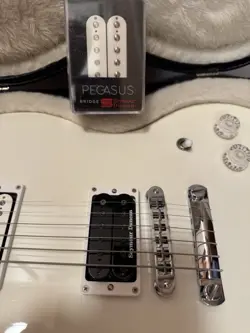 SG BARITONE