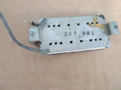 FINGERS PICKUP BOTTOM