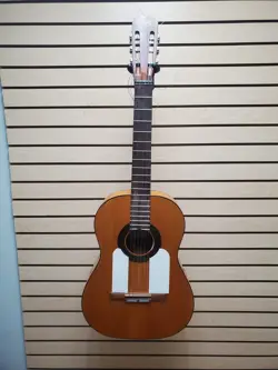 RARE 1960'S GIBSON FLAMENCO ACOUSTIC GUITAR - W/ HARD-SHELL CASE