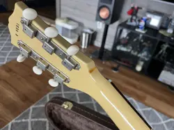 CUTAWAY AGED WHITE
