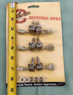 VINTAGE MACHINE