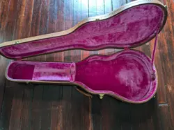 1950S GIBSON LIFTON 3-LATCH CALI GIRL GUITAR CASE (3/4 SIZE)