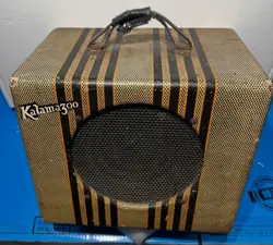 VINTAGE 1939-1040 GIBSON KALAMAZOO KEH AMP - TWEED W/ STRIPES - RARE, WORKS WELL