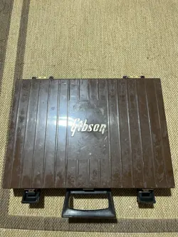 VINTAGE GIBSON 1970S PLASTIC PARTS BOX