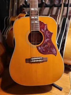 EPIPHONE INSPIRED BY GIBSON HUMMINGBIRD ACOUSTIC ELECTRIC GUITAR