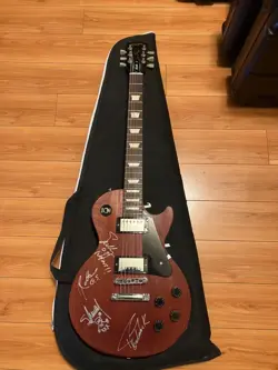 2007 GIBSON LES PAUL STUDIO AUTOGRAPHED BY GODSMACK IN 2007 - SULLY