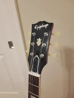 ES 335