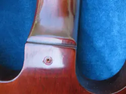 DELUXE GUITAR