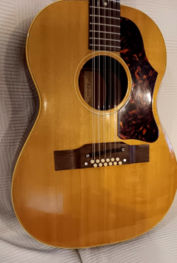 RARE GIBSON 1962 B-25-12 / CO. ADJ. SADDLE; 24 3/4 SCALE; LOW ACTION ~ EXC SOUND