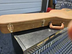 HARDSHELL CASE IN
