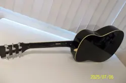 GUITAR MODEL:
