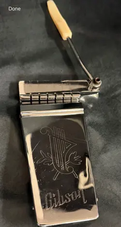 GIBSON TREMOLO
