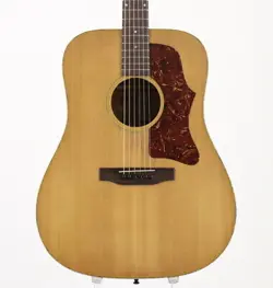 GIBSON   J 50 DELUXE