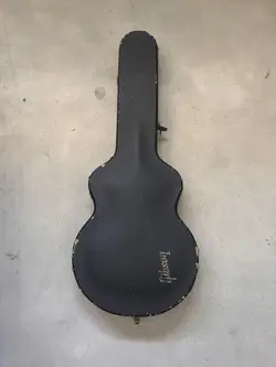 VINTAGE GIBSON LES PAUL HARD CASE- 1970S 80S?  W/ RED LINING, ES275