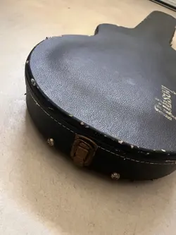 HARD CASE-