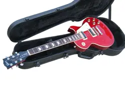 GUITAR TRANSLUCENT CHERRY
