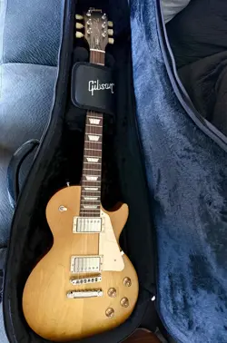 TRIBUTE 1957