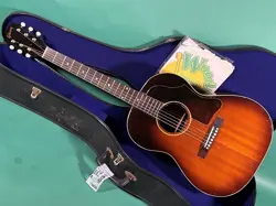ACOUSTIC GUITAR 1957