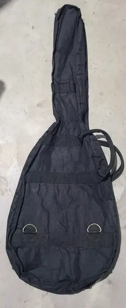 ACOUSTIC GUITAR BLACK