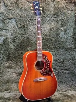 GIBSON          MURPHY LAB  1960 HUMMINGBIRD LIGHT AGED  HERITAGE CHERRY SUNBU