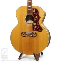 GIBSON SJ-200 STANDARD
