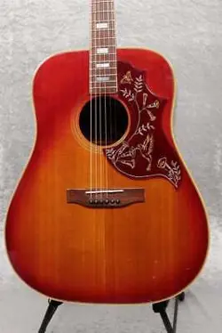GIBSON HUMMINGBIRD CUSTOM