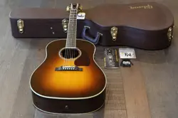 GIBSON CUSTOM SHOP J-45 ROSEWOOD ACOUSTIC/ ELECTRIC GUITAR ROSEWOOD BURST + OHSC