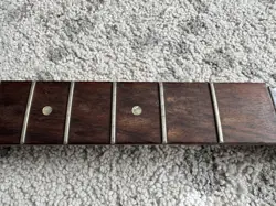 MAKER NECK