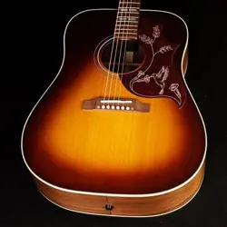 GIBSON HUMMINGBIRD STUDIO WALNUT