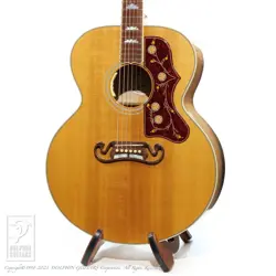 GIBSON SJ-200 STANDARD 2016 ACOUSTIC GUITAR