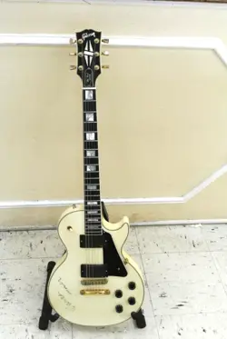 GIBSON LES PAUL CUSTOM ALPINE WHITE  2001