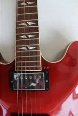 MODEL RED
