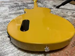 TV YELLOW G-FORCE