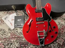 GIBSON CUSTOM SHOP MEMPHIS ES-335 DOT 2011 FROM JAPAN