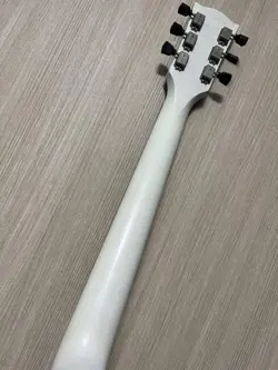 WHITE SAFE