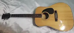 ACOUSTIC GUITAR JAPAN