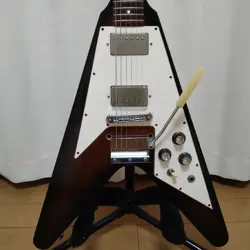 GIBSON FLYINGV 67' LIMITED EDITION 1996 NO.LG384
