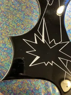 J200 GUITAR PICKGUARD