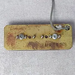 908652