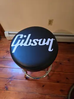 GIBSON GUITAR STOOL - 30