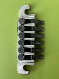 VINTAGE CHROME