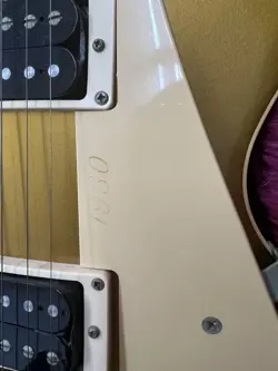 CLASSIC 1960 GOLD