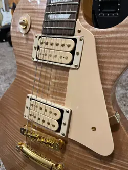 LES PAUL PREMIUM