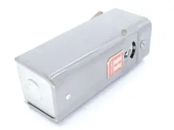 L4006A-1041 TEMPERATURE CONTROLLER