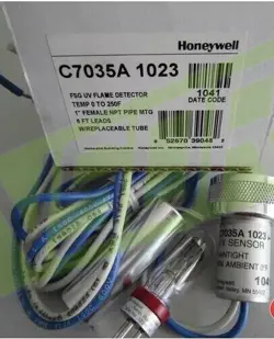 HONEYWELL C7035A1023 UV FLAME DETECTOR C7035A1023 EXPEDITED SHIPPING 1PCS